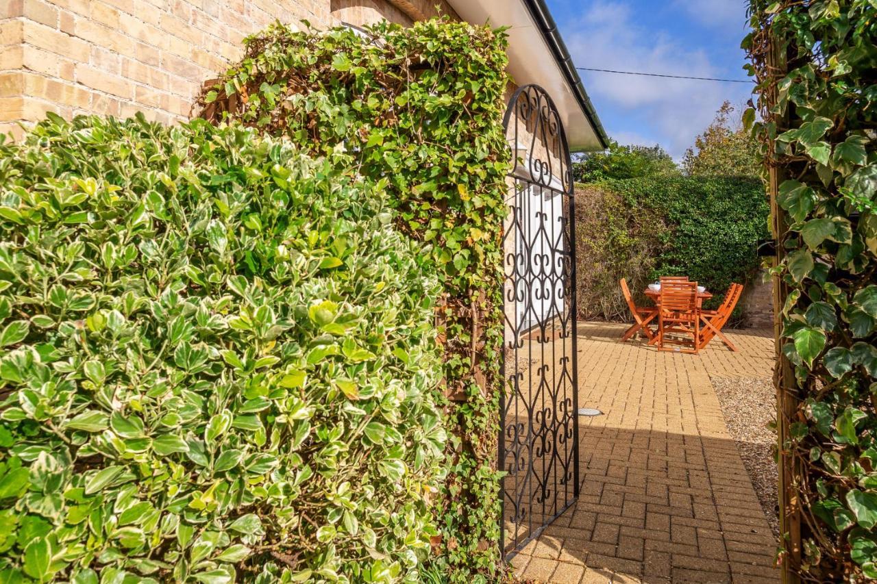 Maltings Lodge Chelsworth 外观 照片