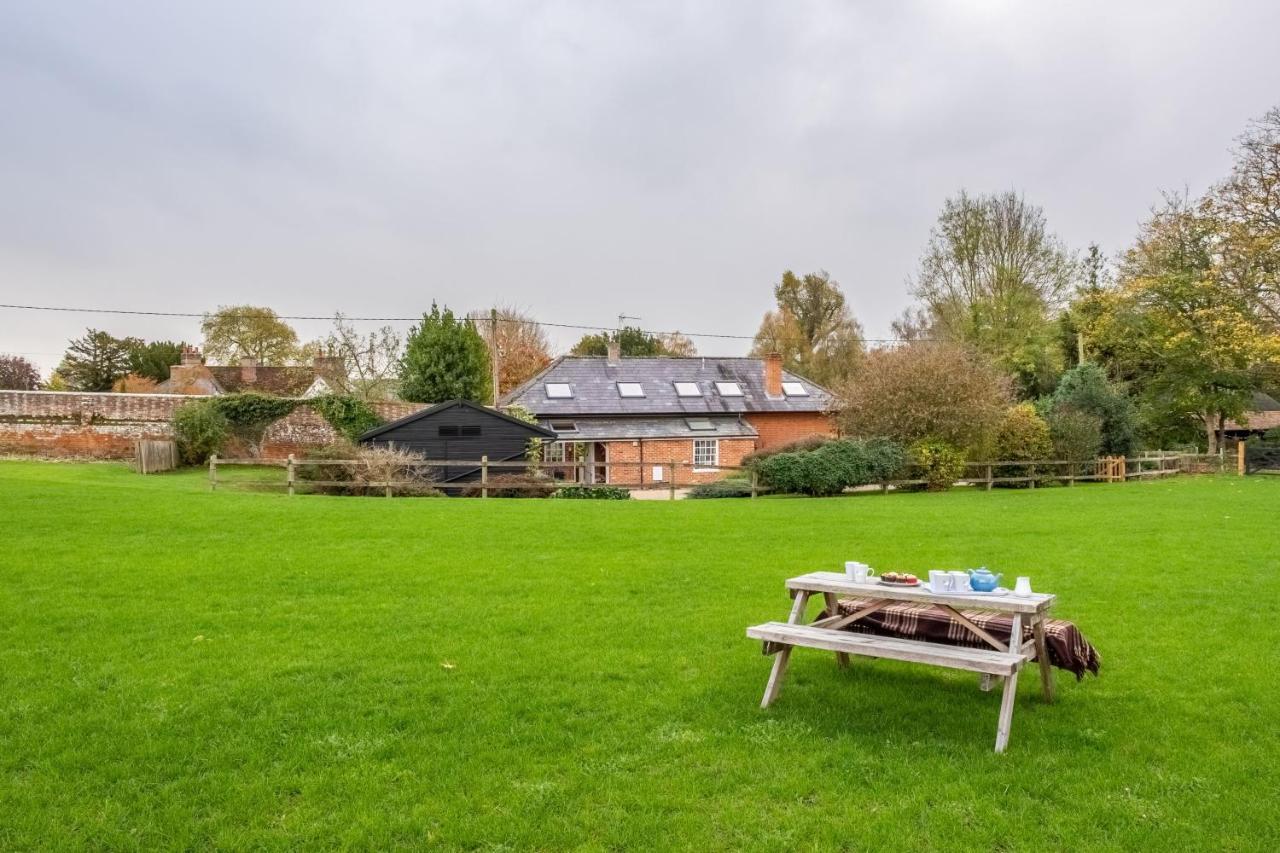 Maltings Lodge Chelsworth 外观 照片
