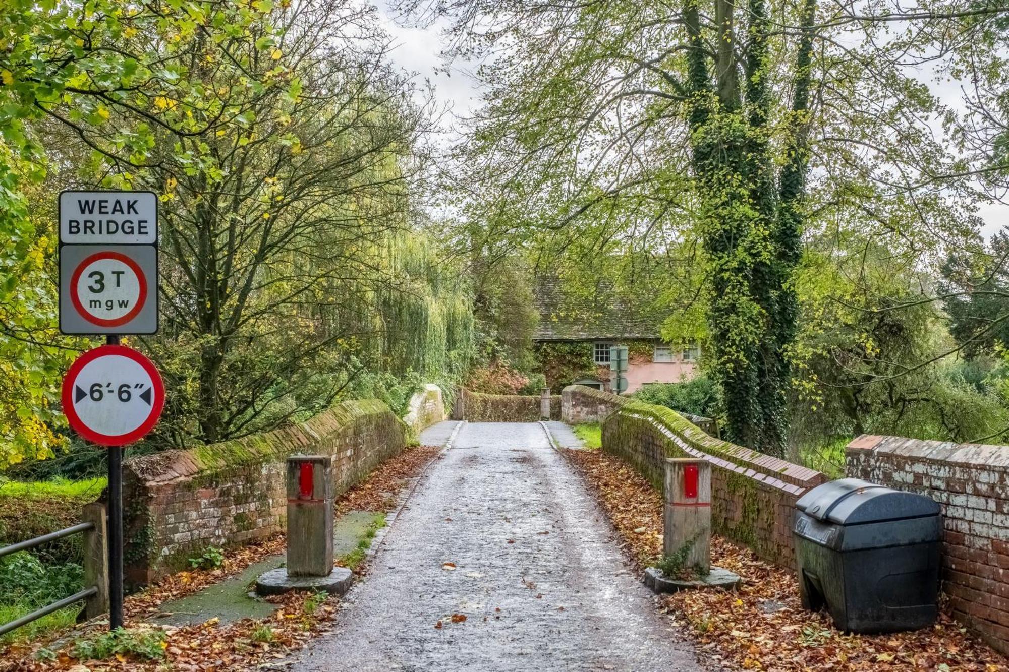 Maltings Lodge Chelsworth 外观 照片